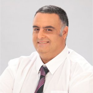יועץ עסקי אייל פז